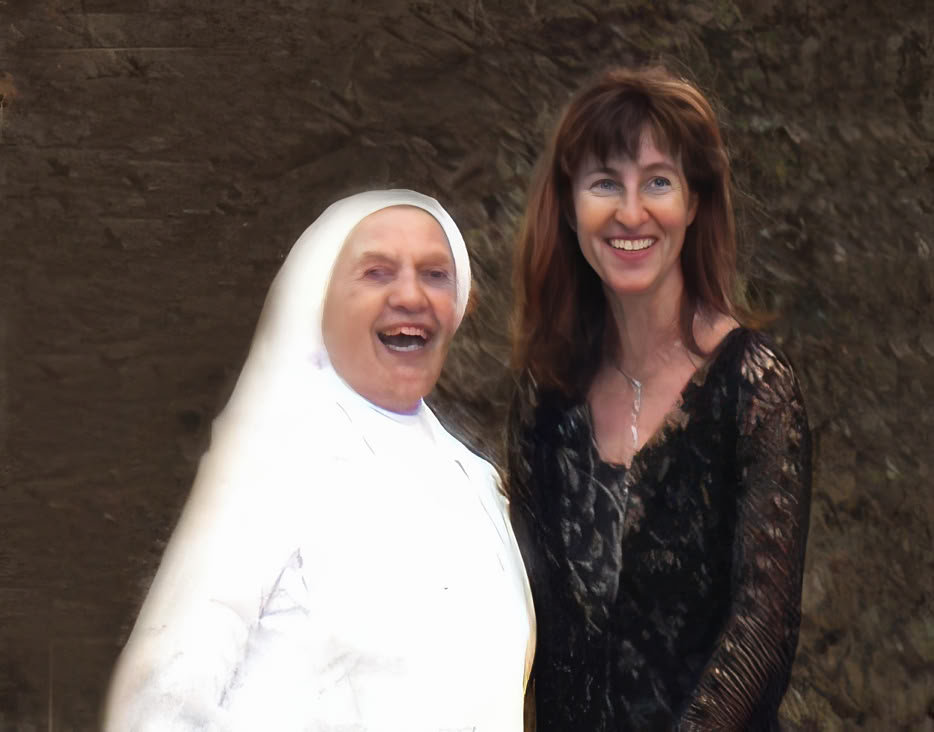 Ursula Demarmels - The Human Search for Truth, Vatikan, Rom, 6/2000: Teilnahme am Dialog-Congress SCIENCE AND FAITH. Ursula mit Klosterschwester (c) Univ.-Prof. Dr. Gerhard W. Hacker 